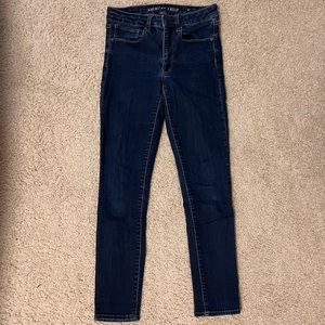 👖2/$35 American Eagle Super Stretch Hi-rise Skinny denim Jeans Size 6